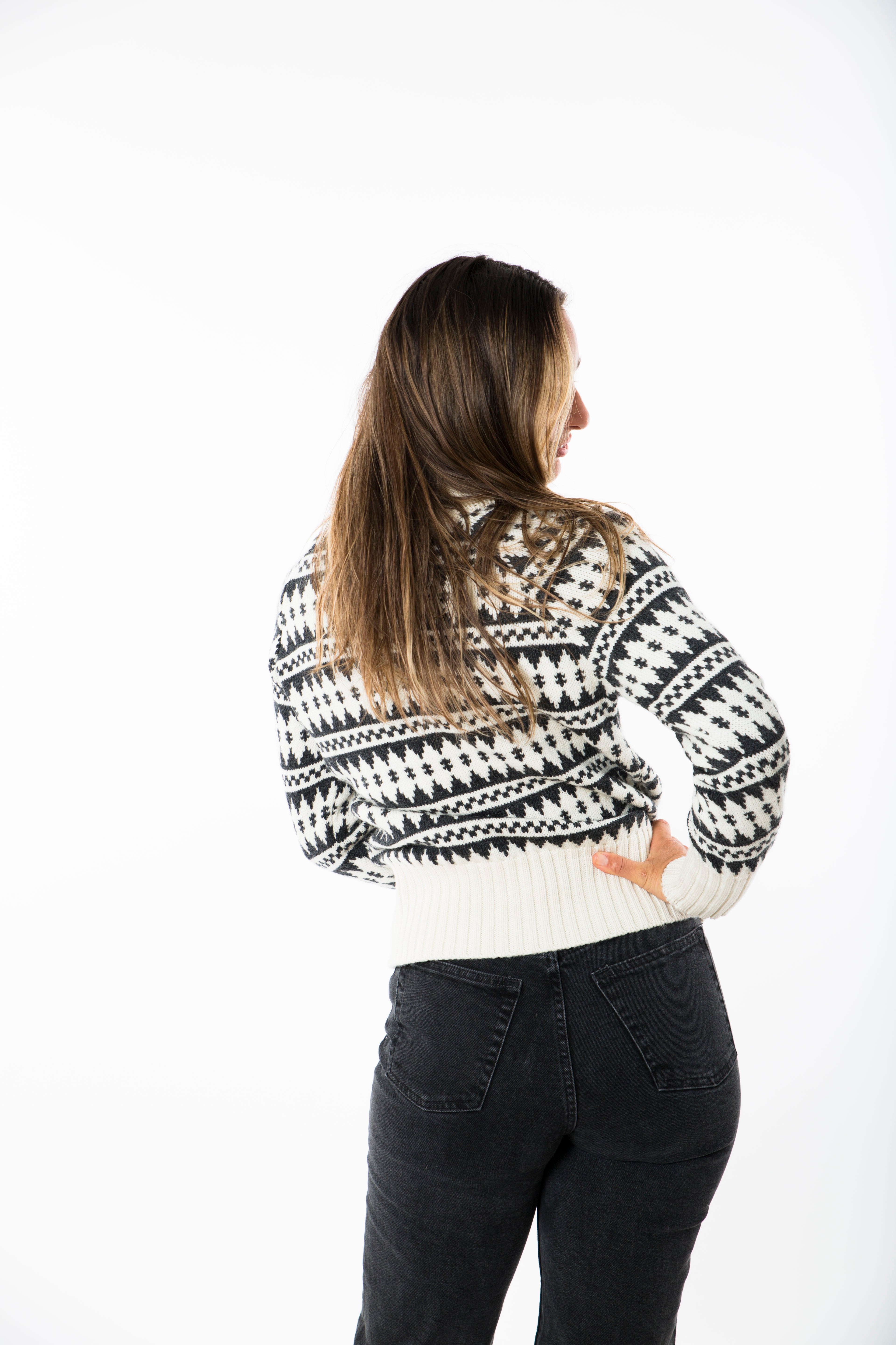 GUNHILD SWEATER