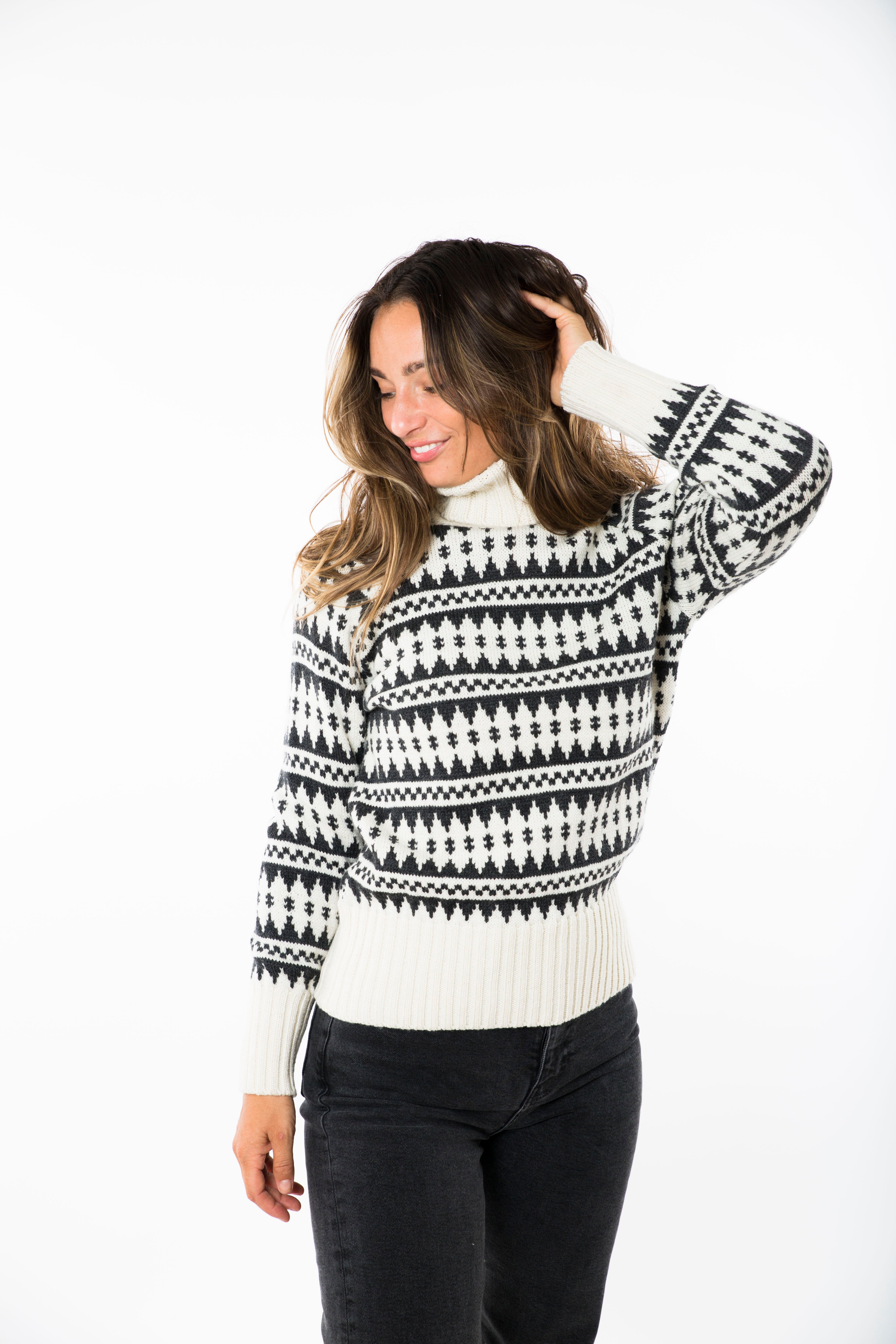 GUNHILD SWEATER