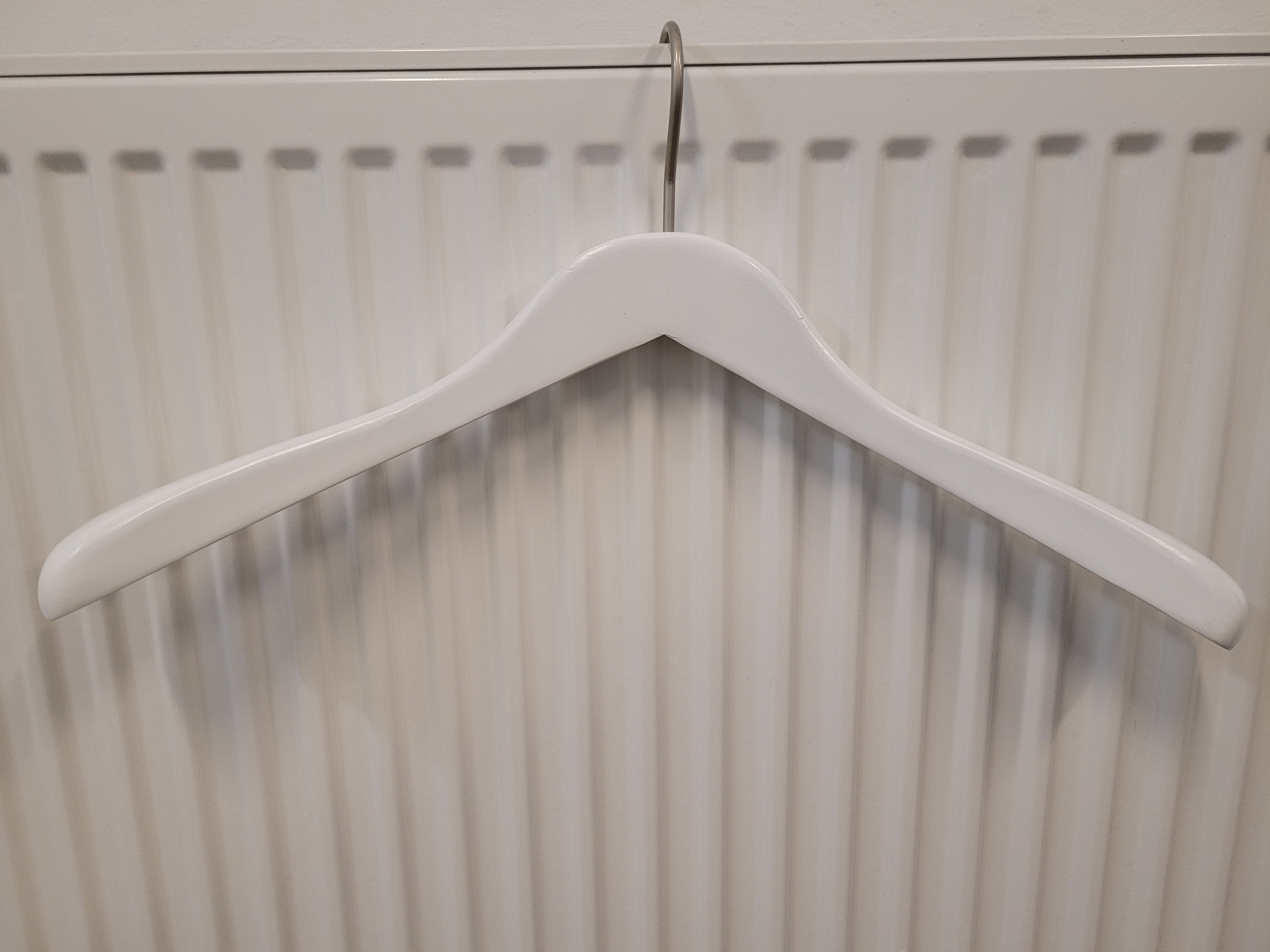 Wood Wool Hanger