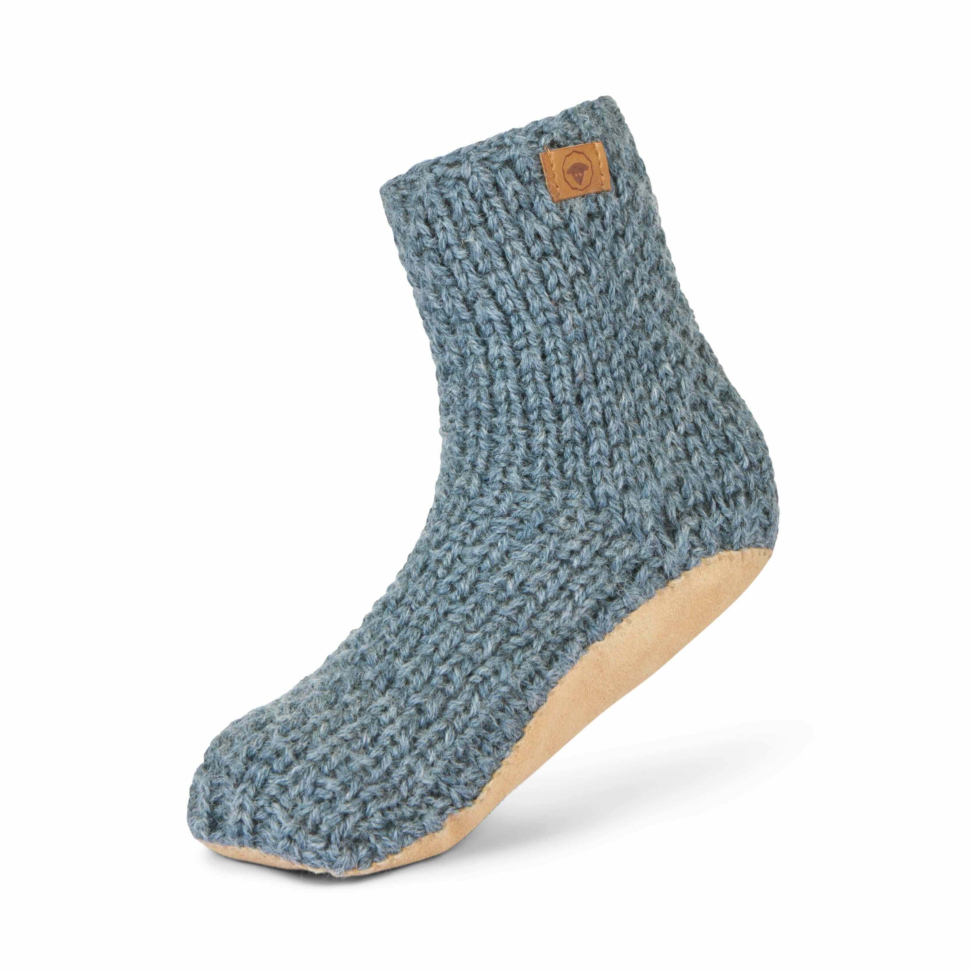 QUEEN SOCK SLIPPERS 26